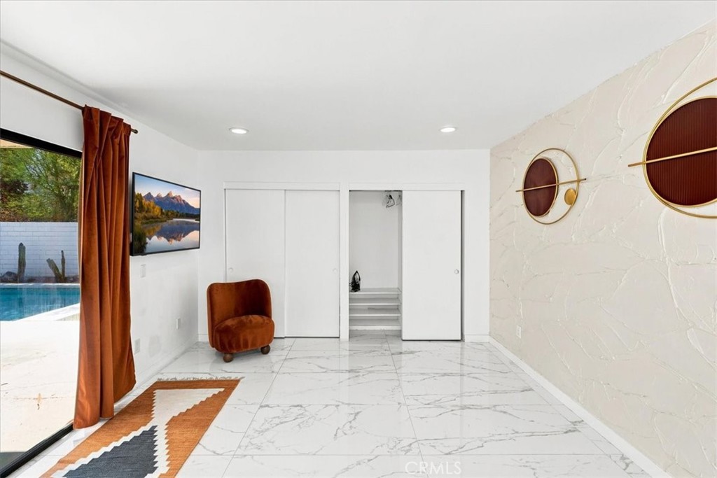 985 E El Cid Property Photo 32