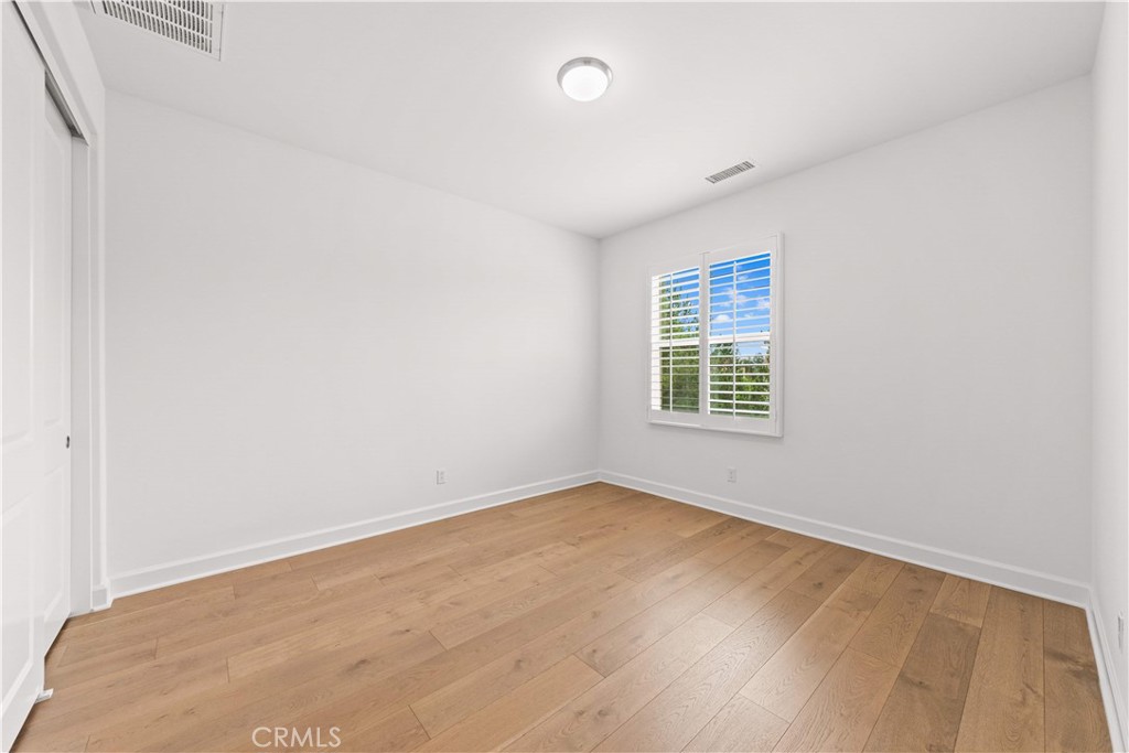 73 Brixton Property Photo 32