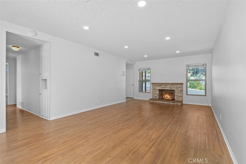 21624 Birch Hill Property Photo 7