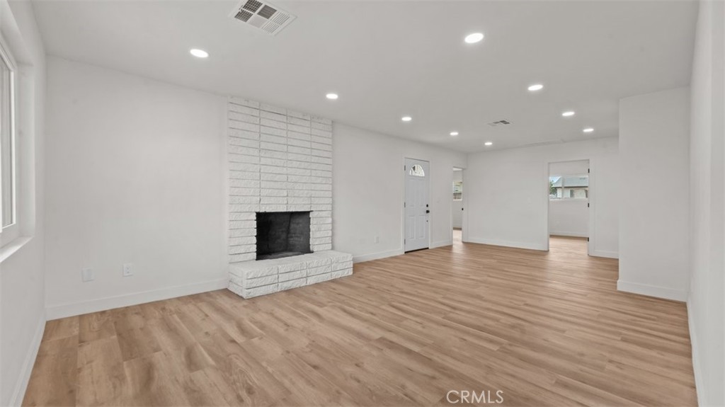 7776 Hemlock Property Photo 7