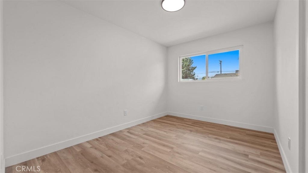 7776 Hemlock Property Photo 17
