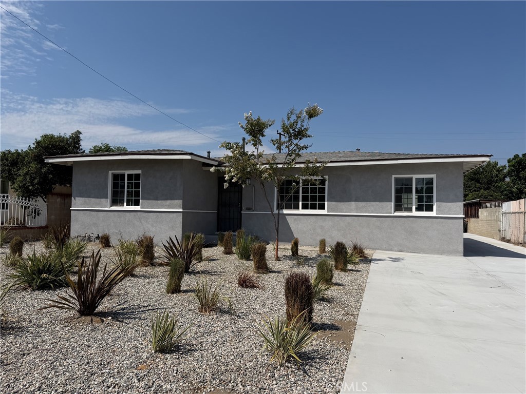 11583 Embree Property Photo 1