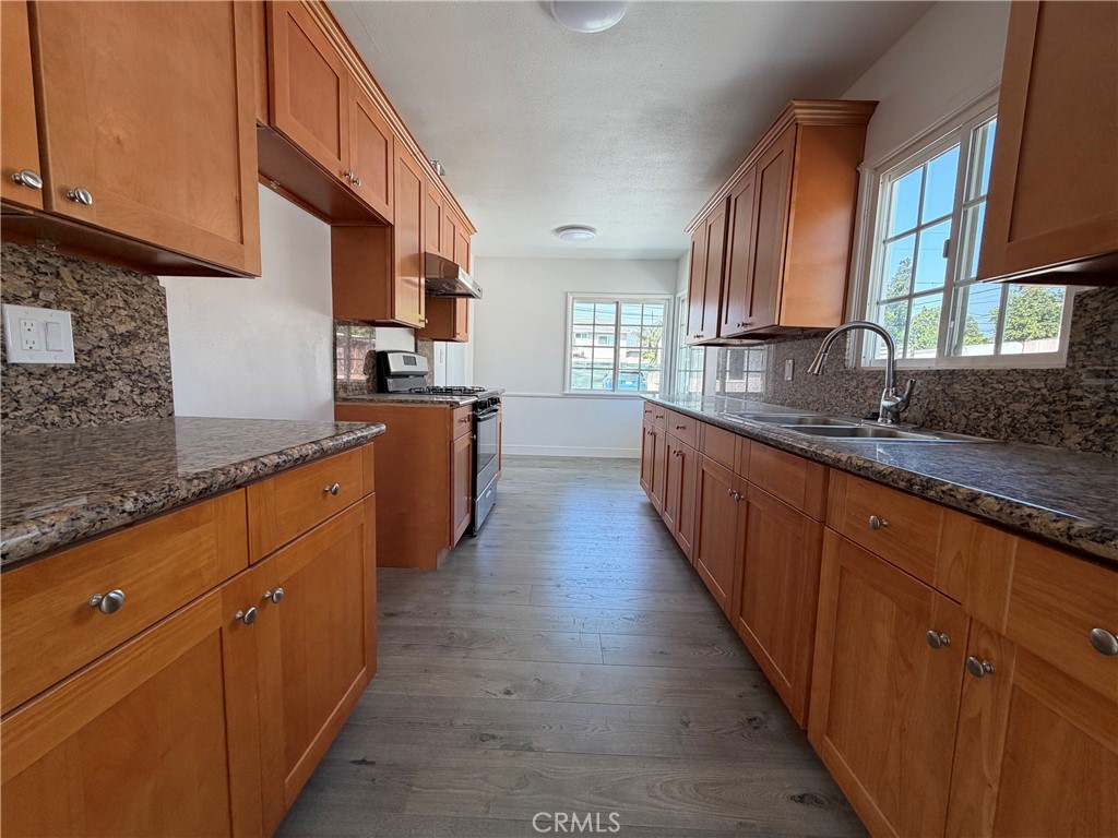 11583 Embree Property Photo 2