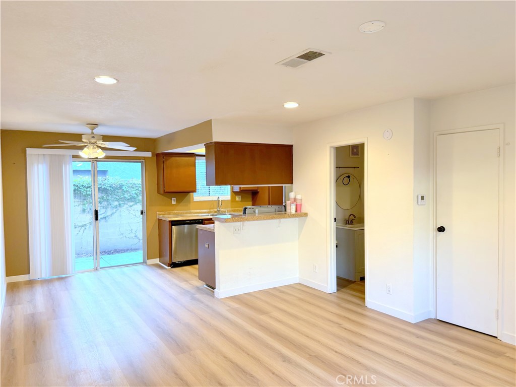 1231 Hillandale Avenue 10 Property Photo 5