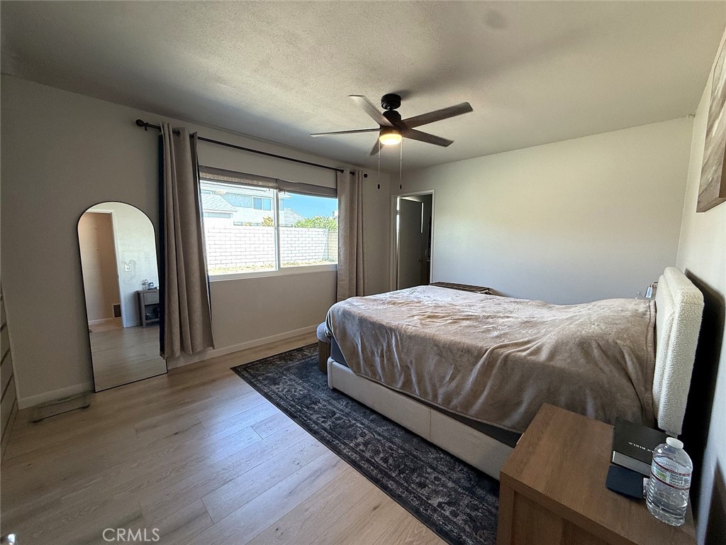 2703 S Fern Property Photo 9