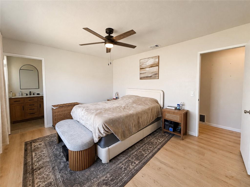 2703 S Fern Property Photo 10
