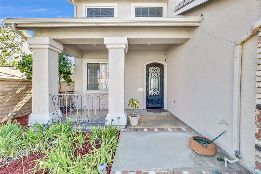 2611 Dakin Drive Property Photo 4