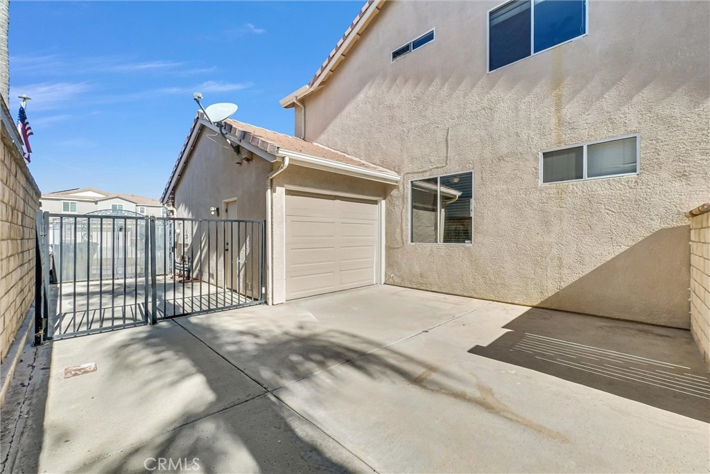 2611 Dakin Drive Property Photo 10