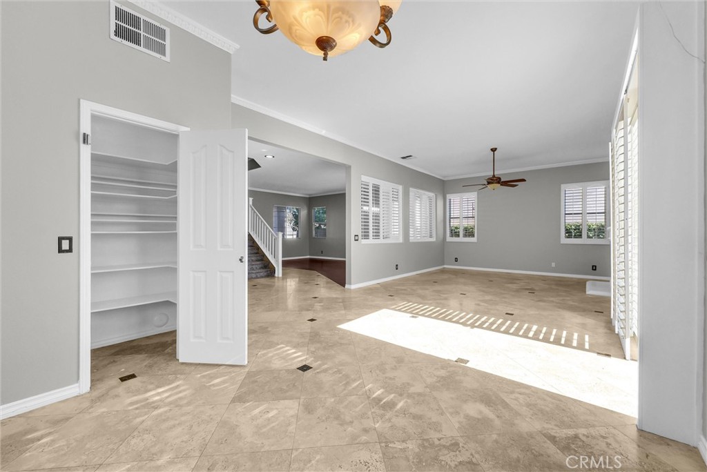2611 Dakin Drive Property Photo 24