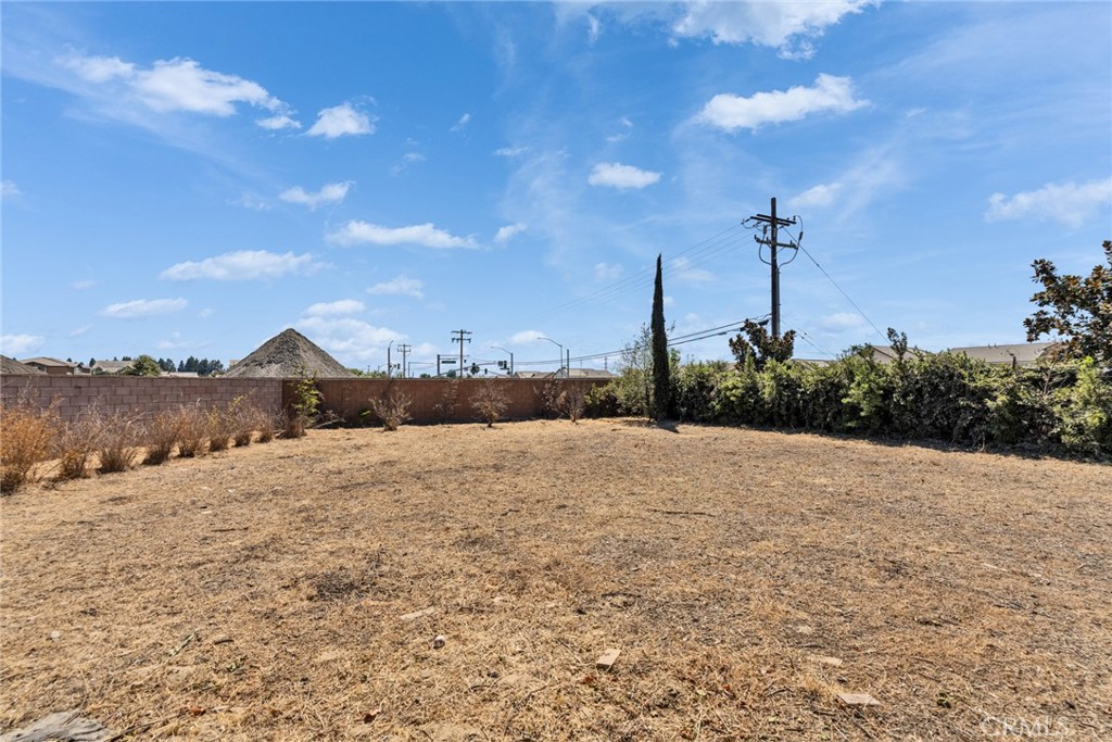 2492 E Williamsburg Property Photo 32