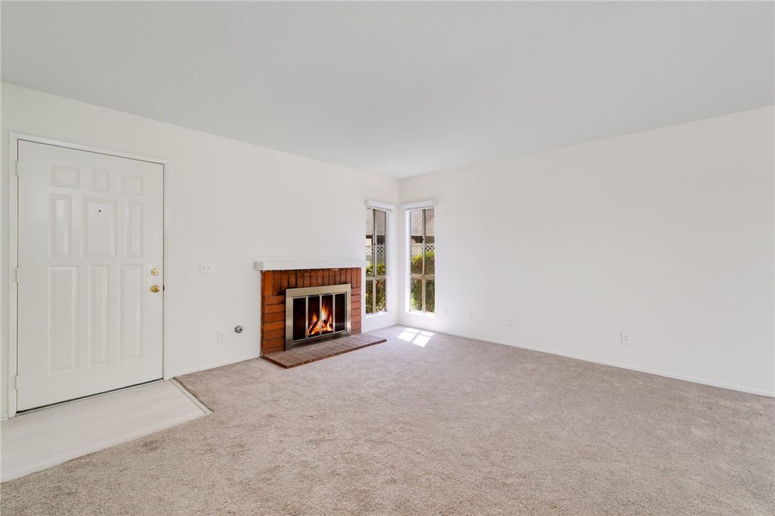 12662 Thomas Court Property Photo 7