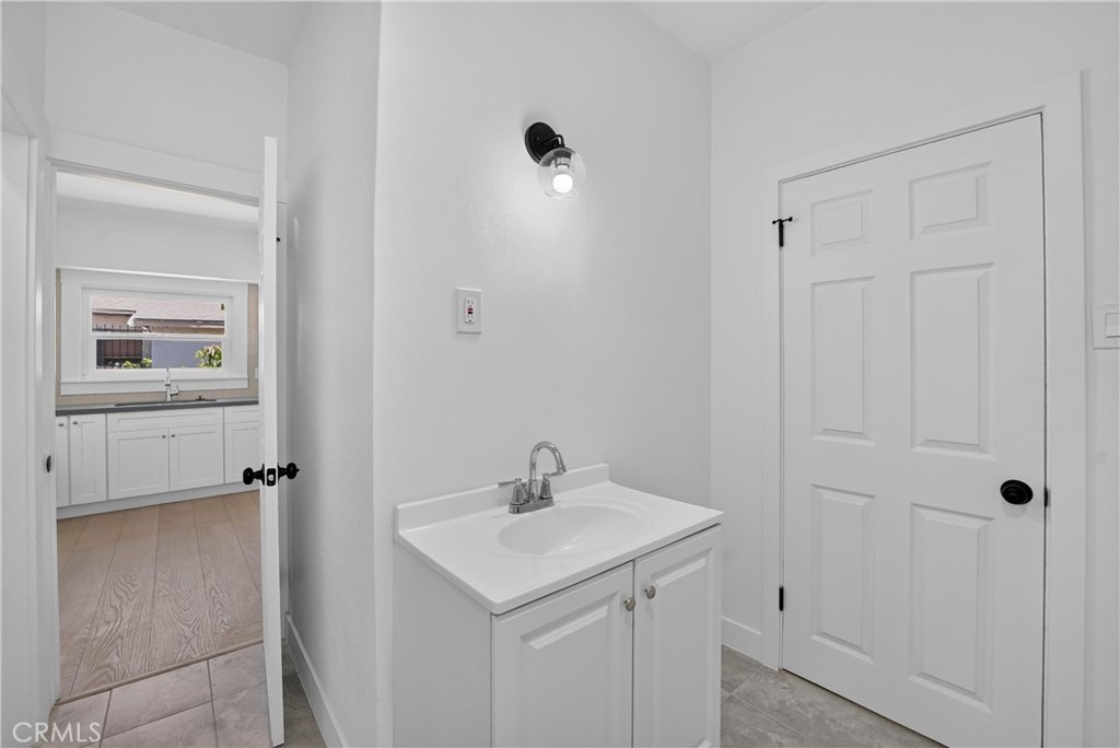 1567 Elm Property Photo 21