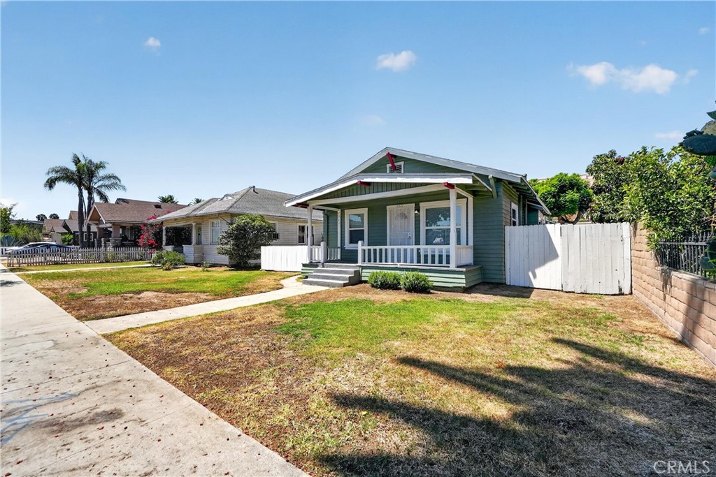 1567 Elm Property Photo 50