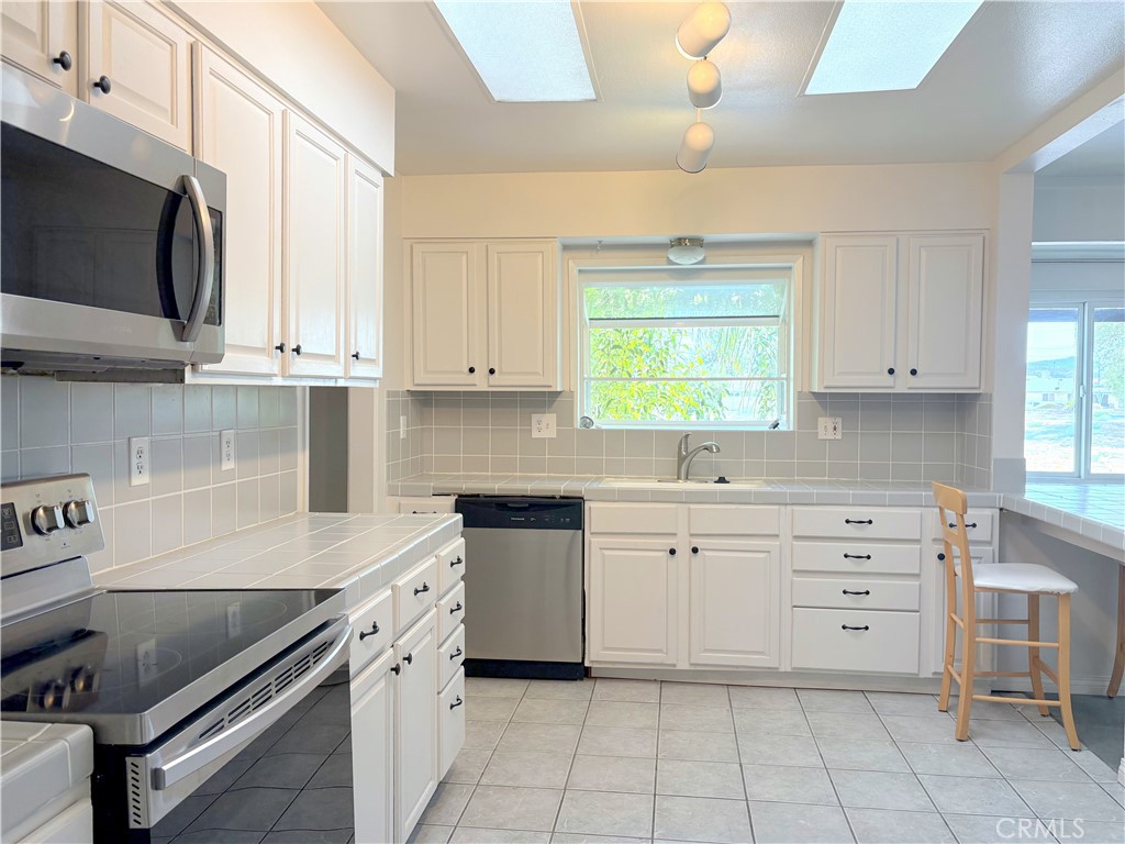 28918 E Worcester Road Property Photo 4