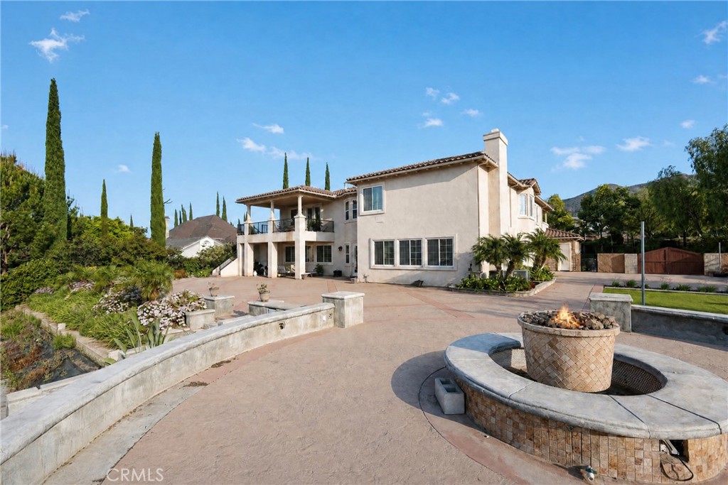 1115 Maravilla Property Photo 53