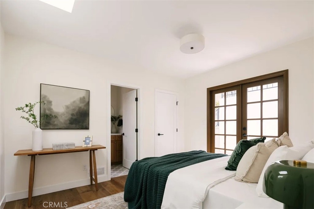2050 N Las Palmas Avenue Property Photo 19