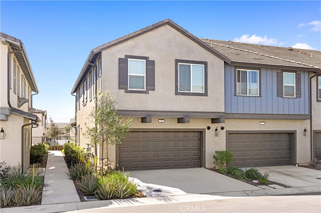 4056 E Peony Paseo 16 Property Photo 3
