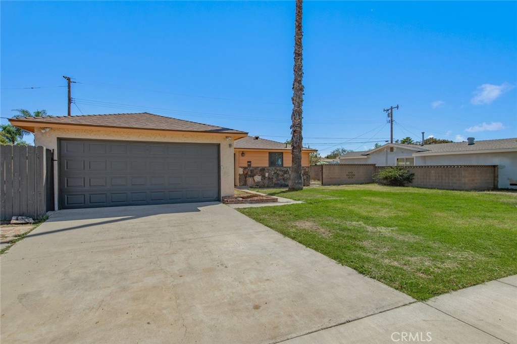 1334 Ardilla Avenue Property Photo 3