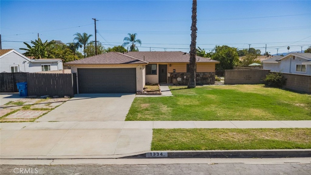 1334 Ardilla Avenue Property Photo 4