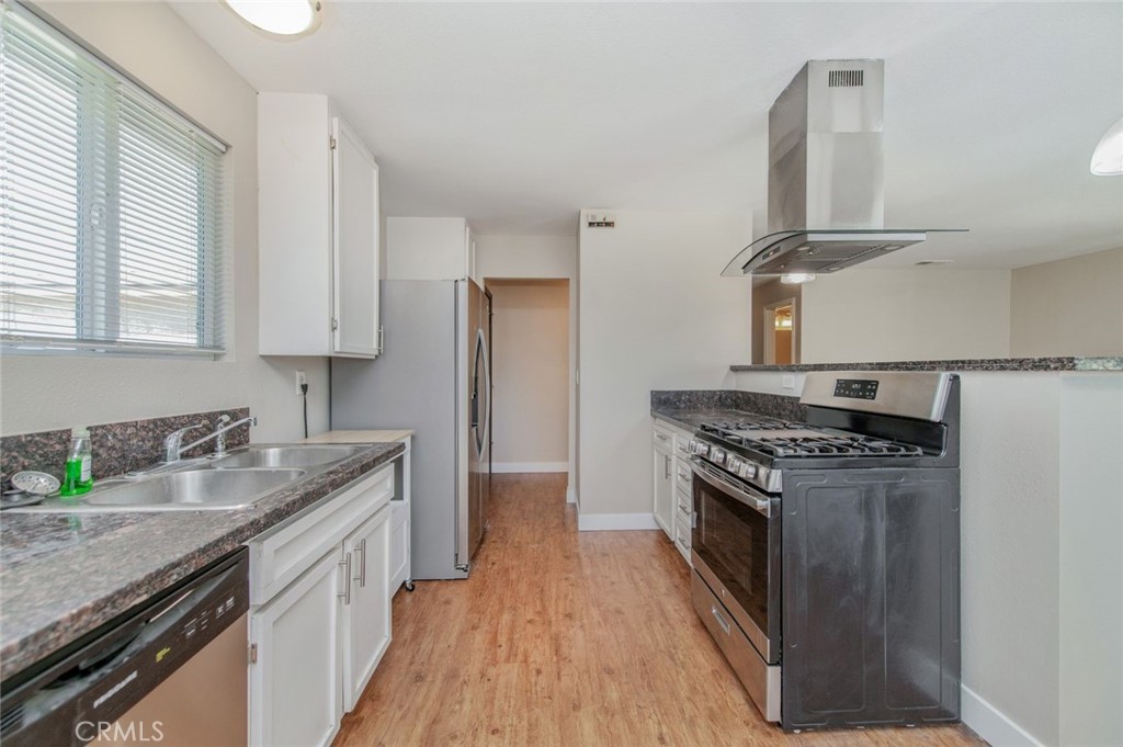 1334 Ardilla Avenue Property Photo 12