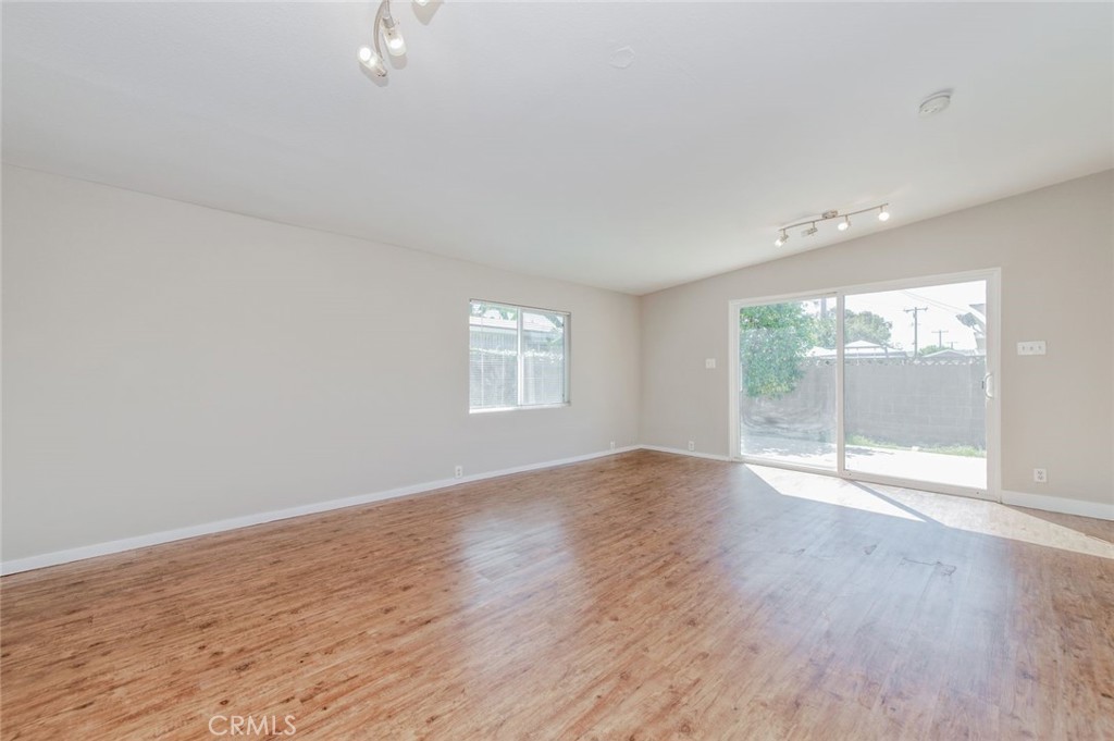 1334 Ardilla Avenue Property Photo 22