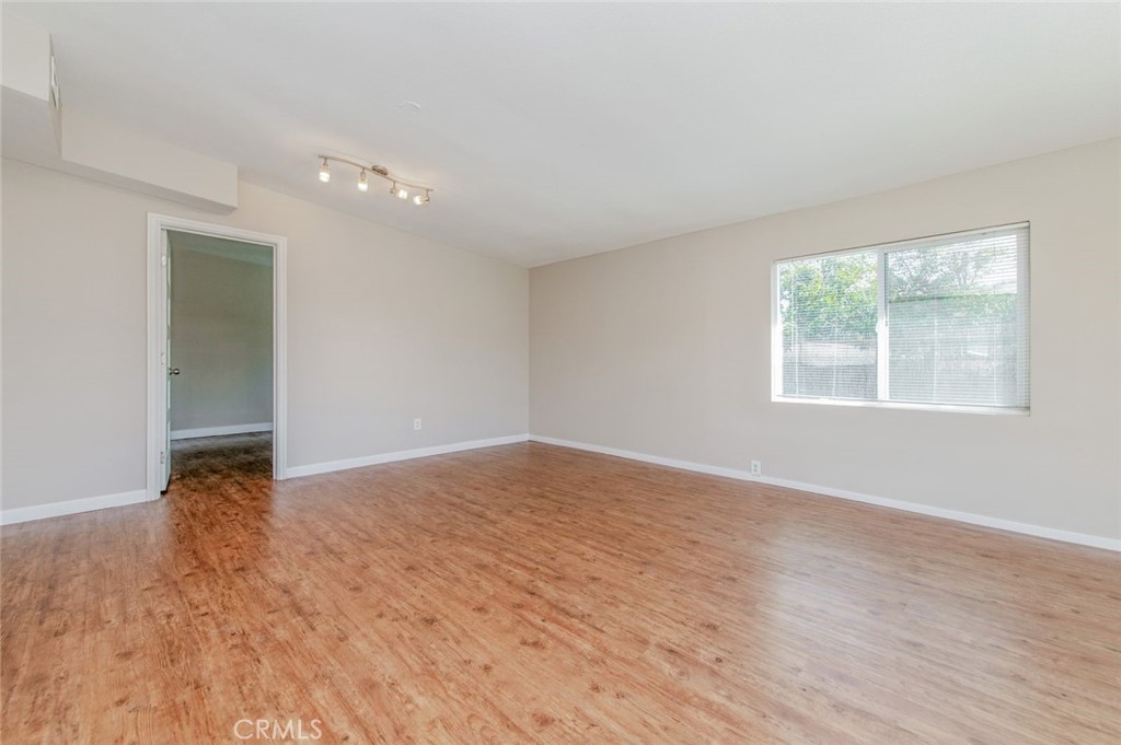 1334 Ardilla Avenue Property Photo 23