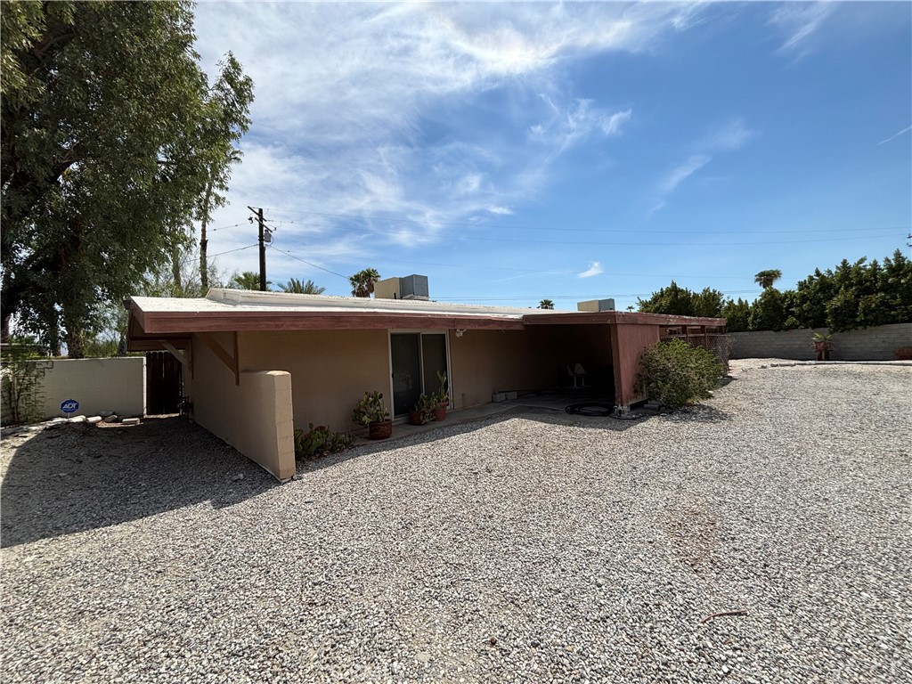 2300 N Cerritos Road Property Photo 1