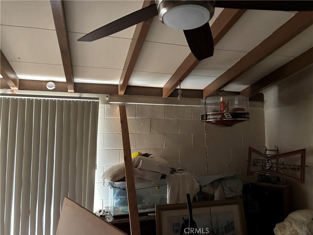 2300 N Cerritos Road Property Photo 7