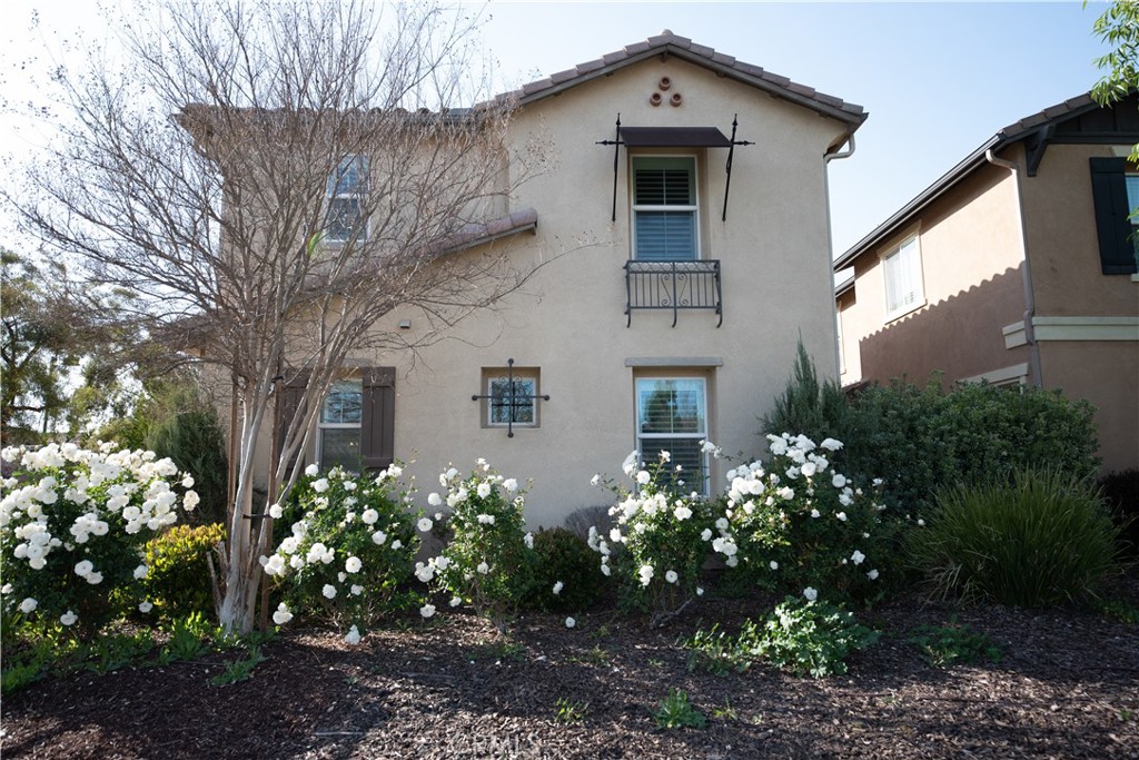 7255 Roselai Court Property Photo 1