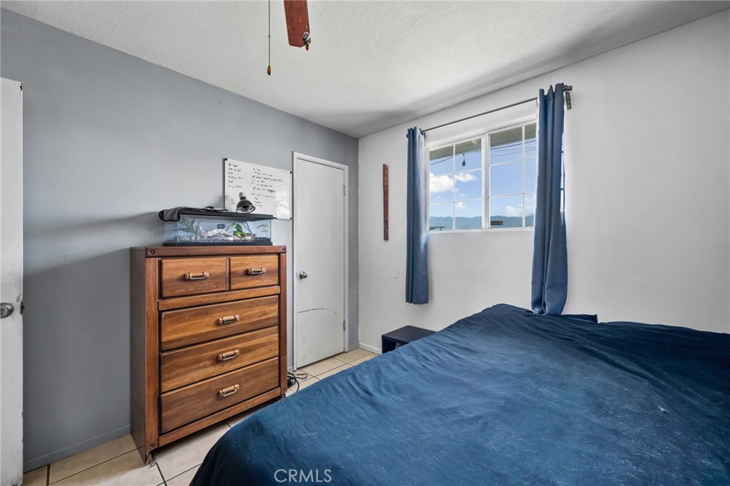 435 E Nubia Property Photo 13