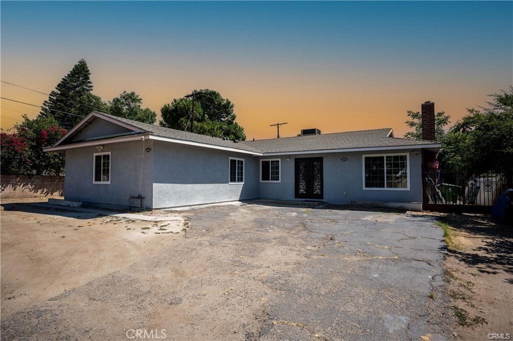 13092 Maclay Property Photo 1
