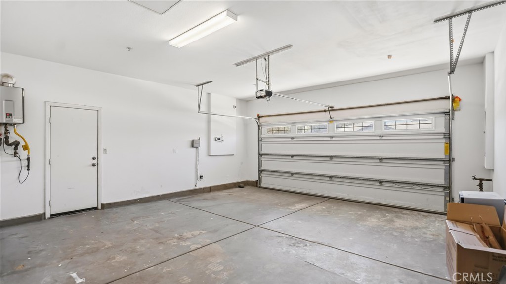 7911 Sea Salt Avenue Property Photo 33