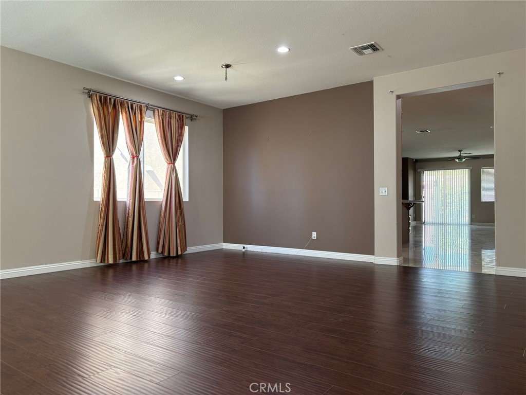6421 Tigers Eye Court Property Photo 9
