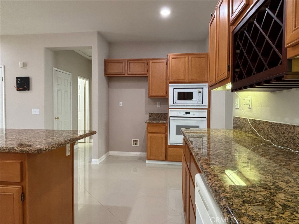 6421 Tigers Eye Court Property Photo 16