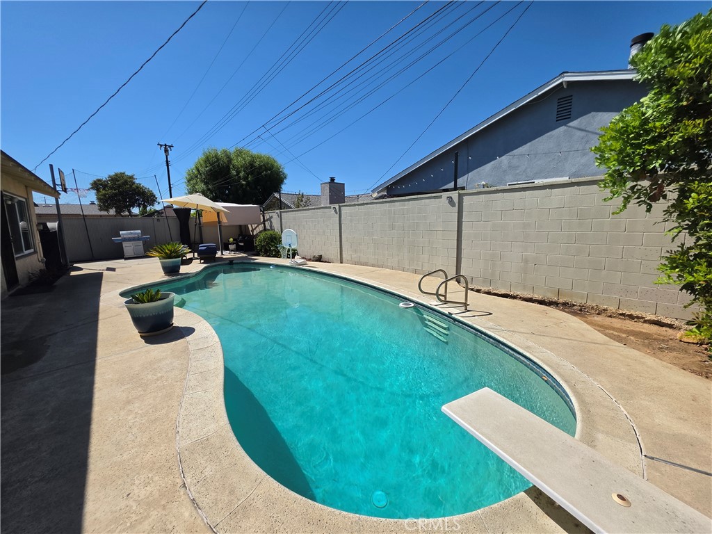 2541 W Lambert Property Photo 24
