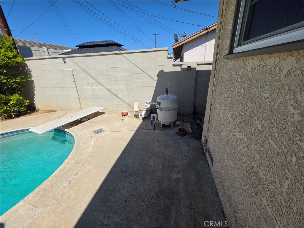 2541 W Lambert Property Photo 30