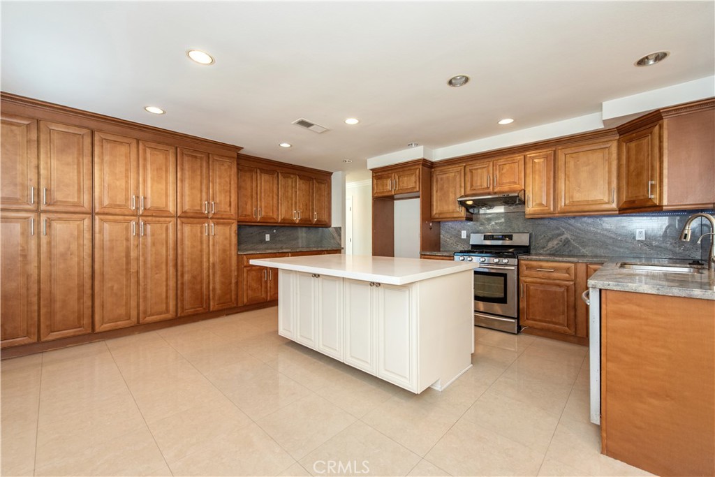 1748 Morning Canyon Rd Property Photo 5