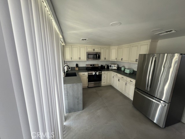 68 El Toro Property Photo 12