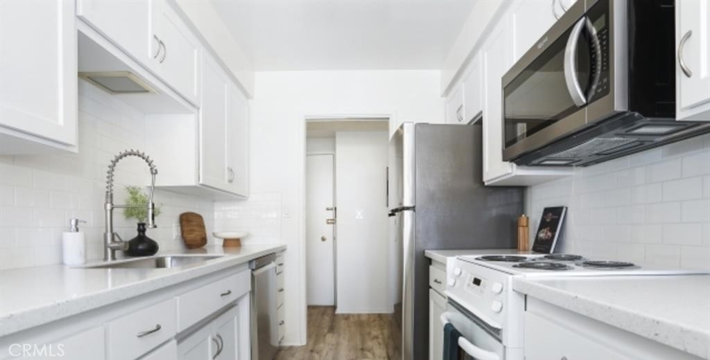 4614 27 Finley Property Photo 13
