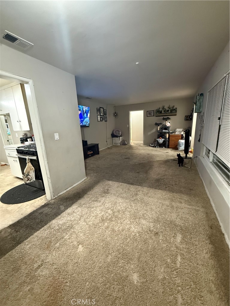 8568 Evergreen Property Photo 4