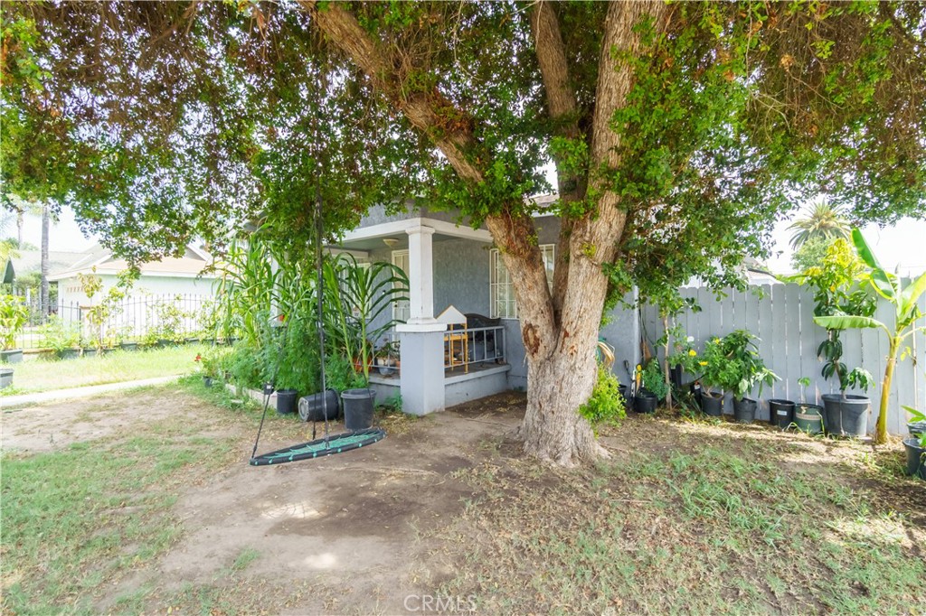 3802 Kenmore Property Photo 1