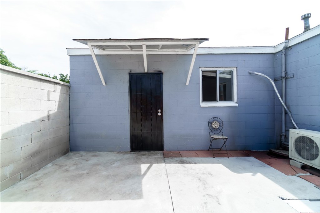 3802 Kenmore Property Photo 11