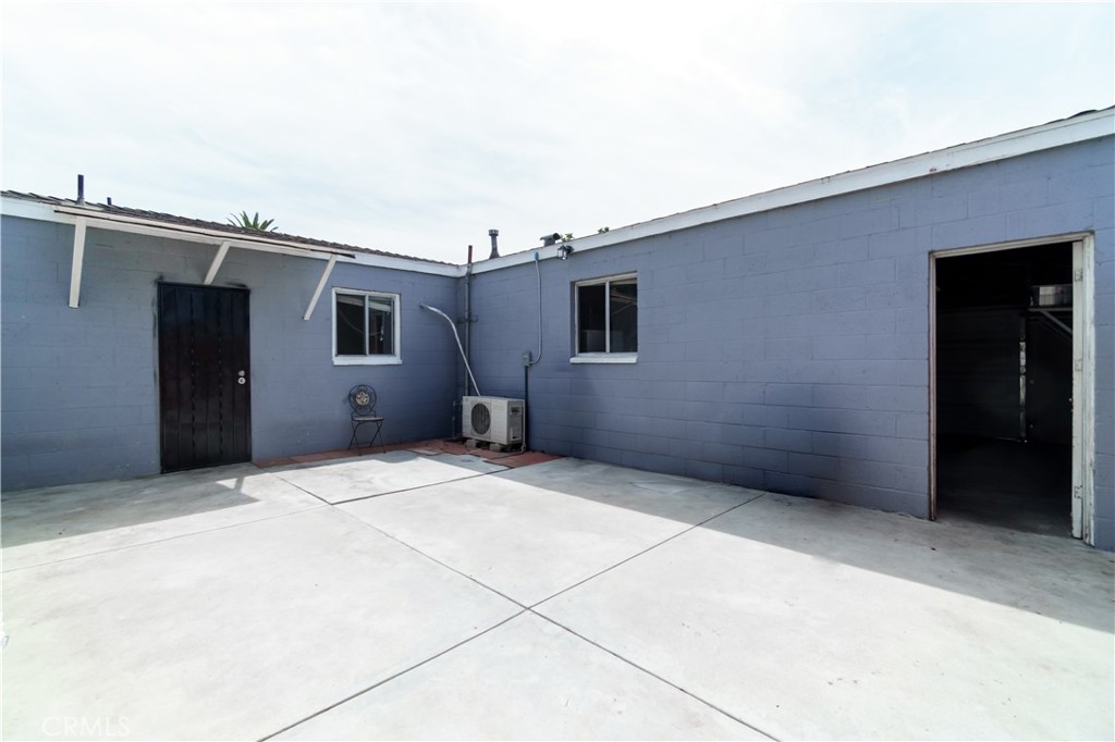 3802 Kenmore Property Photo 12