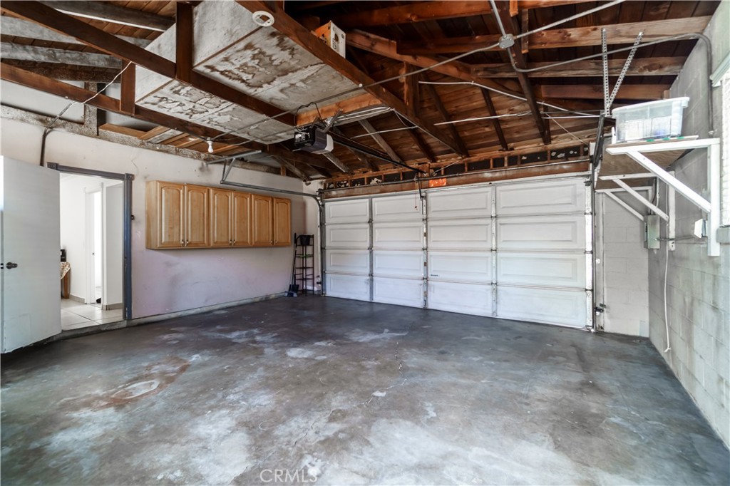 3802 Kenmore Property Photo 14