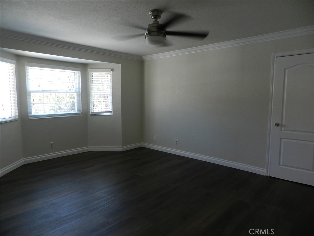 24393 Hillsdale 18 Property Photo 14