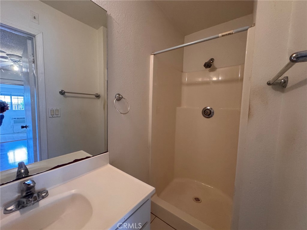 18426 Santar Property Photo 20