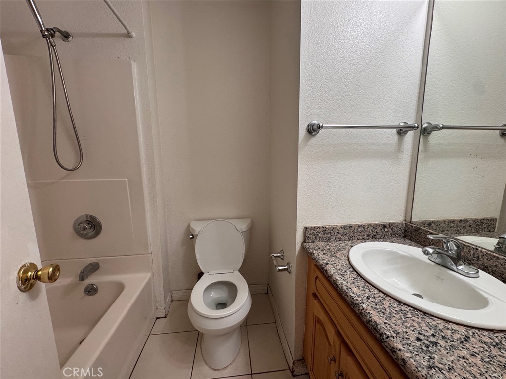 18426 Santar Property Photo 30