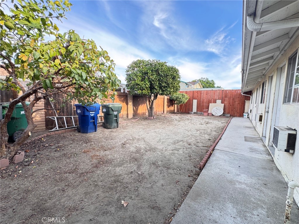 18426 Santar Property Photo 41