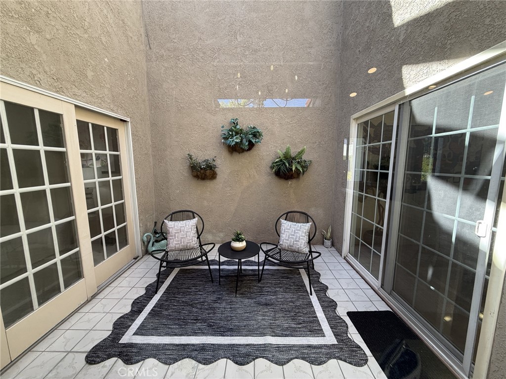 451 Corte Rojo Property Photo 12