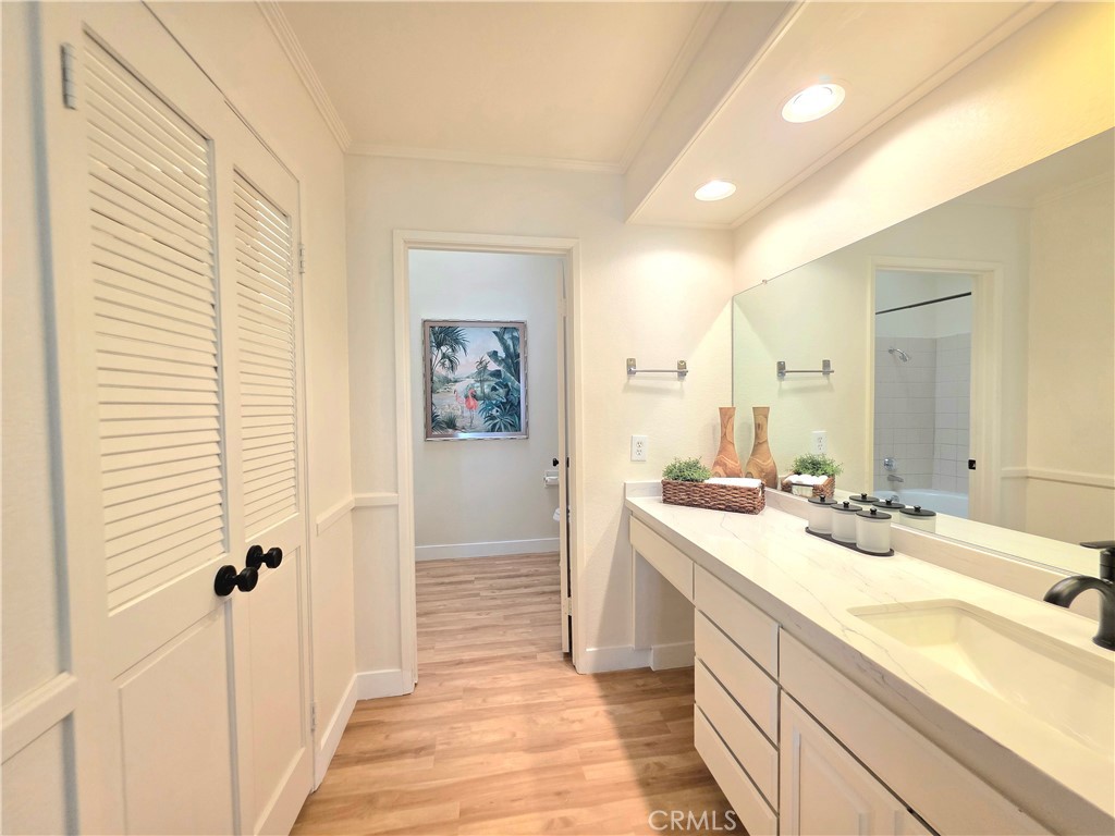 451 Corte Rojo Property Photo 15